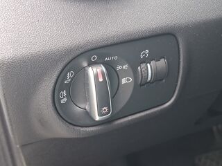 A1 1.6 Tdi 90 ch S-line S-tronic Bva /X&eacute;non Plus / Feux LED / S 2011 occasion 43000 Le Puy-en-Velay