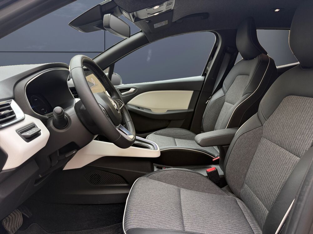 Clio 1.6 E-tech 145 ch Full-hybrid Techno Bva /Carplay/ Cam&eacute;ra de 2023 occasion 14400 Bayeux