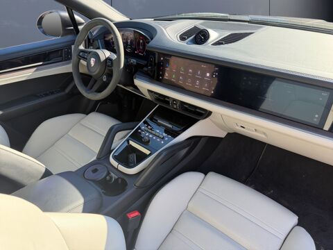 Cayenne 3.0 V6 519 ch S E-Hybrid /Volant alcantara/Toit pano/Camera 2024 occasion 34000 Montpellier