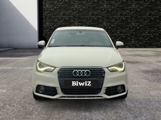A1 1.6 Tdi 90 ch S-line S-tronic Bva /X&eacute;non Plus / Feux LED / S 2011 occasion 43000 Le Puy-en-Velay