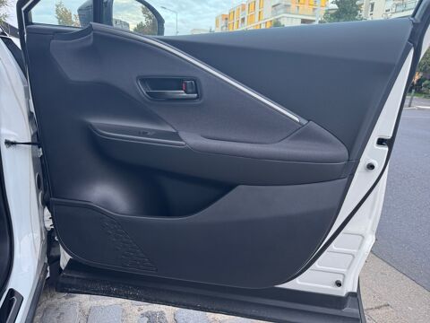 C-HR 2.0 Hsd 223 ch Design Phev /Apple Car-Play/Android-Auto/V&eacute;hi 2025 occasion 92000 Nanterre