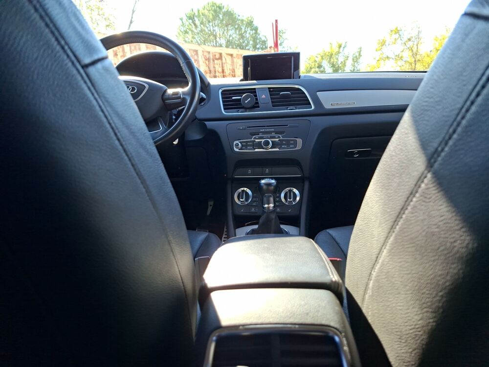 Q3 2.0 Tdi 140 ch Attraction Quattro /Si&egrave;ges chauffants/Ecran t 2014 occasion 83210 Solli&egrave;s-Pont