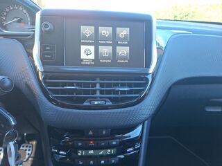 208 1.6 BlueHDi 100ch F&eacute;line Start-stop 5p /CarPlay/Entretien &agrave; 2015 occasion 33120 Arcachon