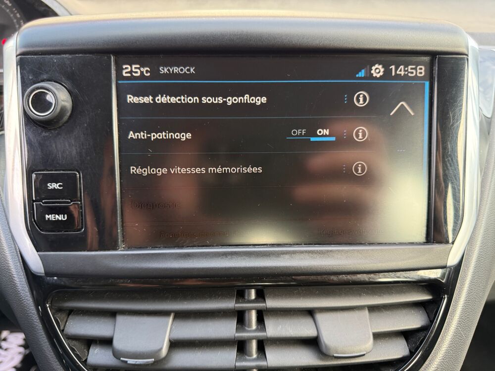 208 1.5 Bluehdi 100 ch Active /Climatisation/Bluetooth/Distribut 2018 occasion 44800 Saint-Herblain