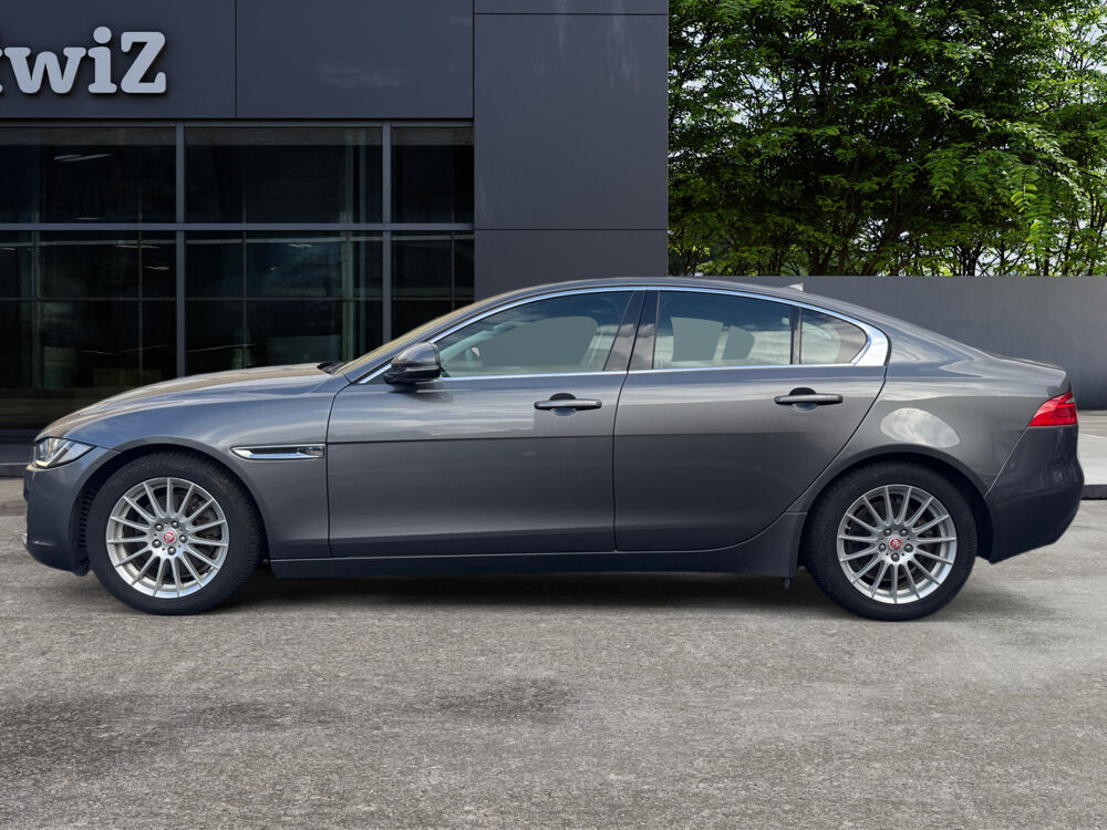XE 2.0 D 163 ch E-performance Prestige Bva /Suivi Jaguar/2e Mai 2016 occasion 59000 Lille