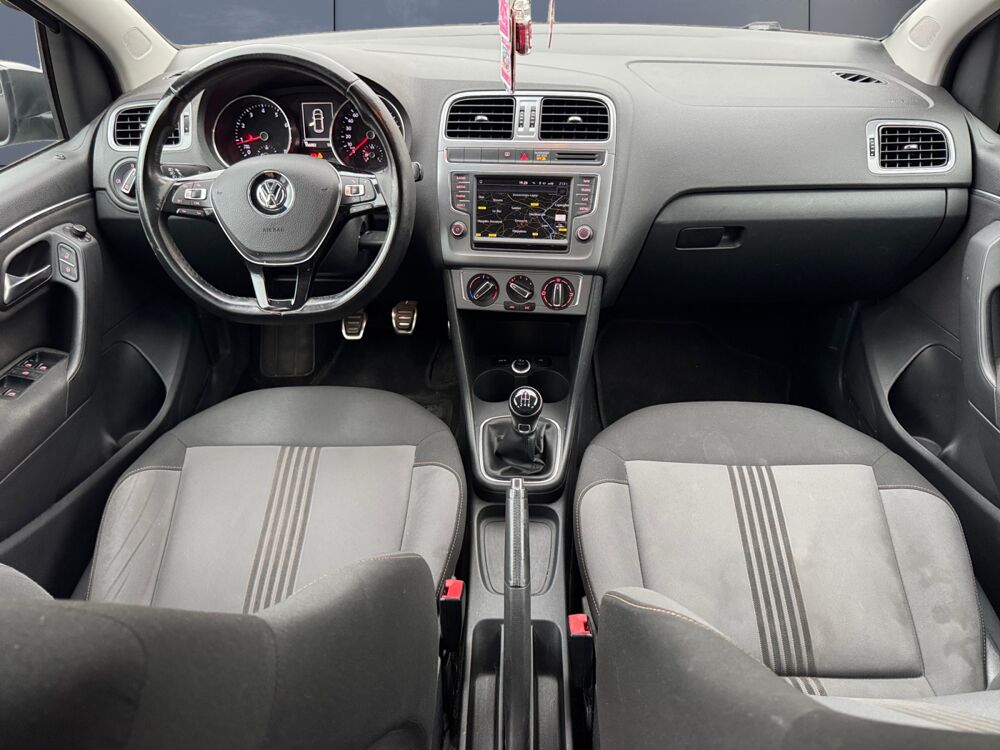 Polo 1.0 60 ch Allstar /Suivi Complet/2e Main/Carplay/GPS/Pack De 2016 occasion 59000 Lille
