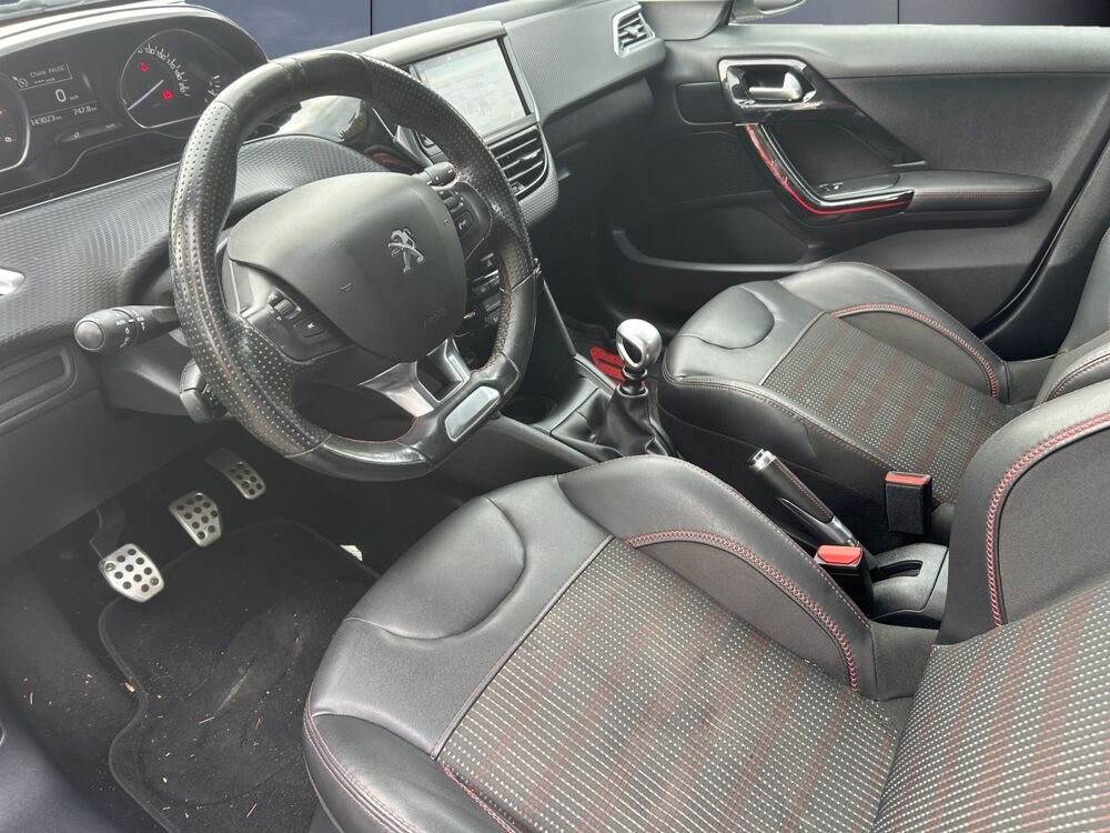 208 Bluehdi 120 ch Gt Line /GPS/Cam&eacute;ra/Bluetooth 2016 occasion 86000 Poitiers