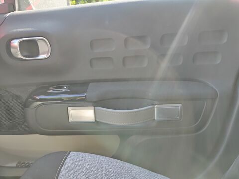 C3 1.2 Puretech 82 ch Elle /Andro&iuml;d auto / Carplay 2019 occasion 24400 Mussidan