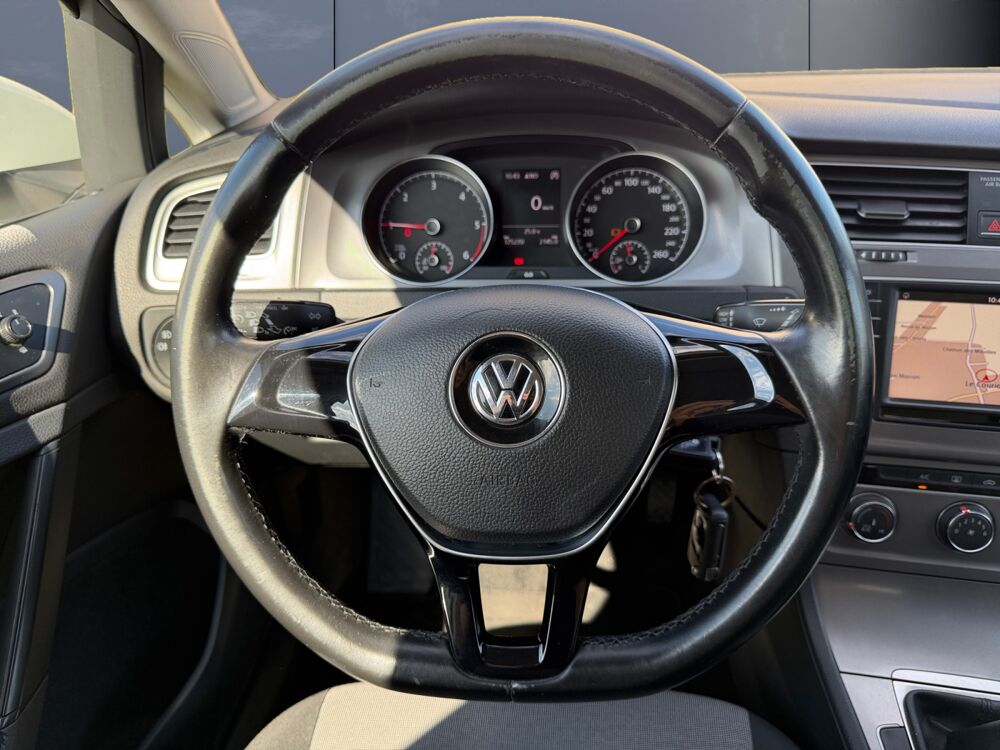 Golf 1.6 Tdi 90 ch Bluemotion Edition 2015 occasion 38300 Bourgoin-Jallieu