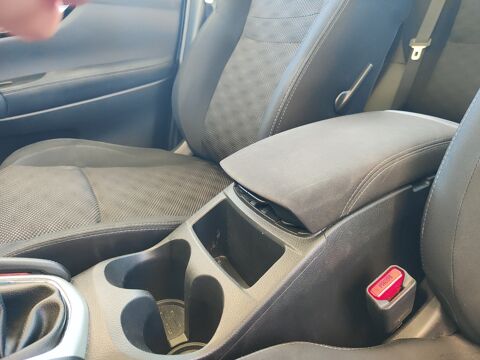 Qashqai 1.2 Digt 115 ch N-connecta 2wd /Toit panoramique/Cam&eacute;ra 360 2016 occasion 28500 Vernouillet