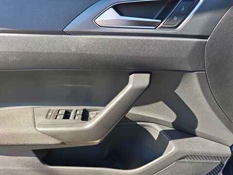 Polo VI 1.0 Tsi 110 ch R-line Dsg /Climatisation automatiquebi-zo 2021 occasion 35500 Vitr&eacute;