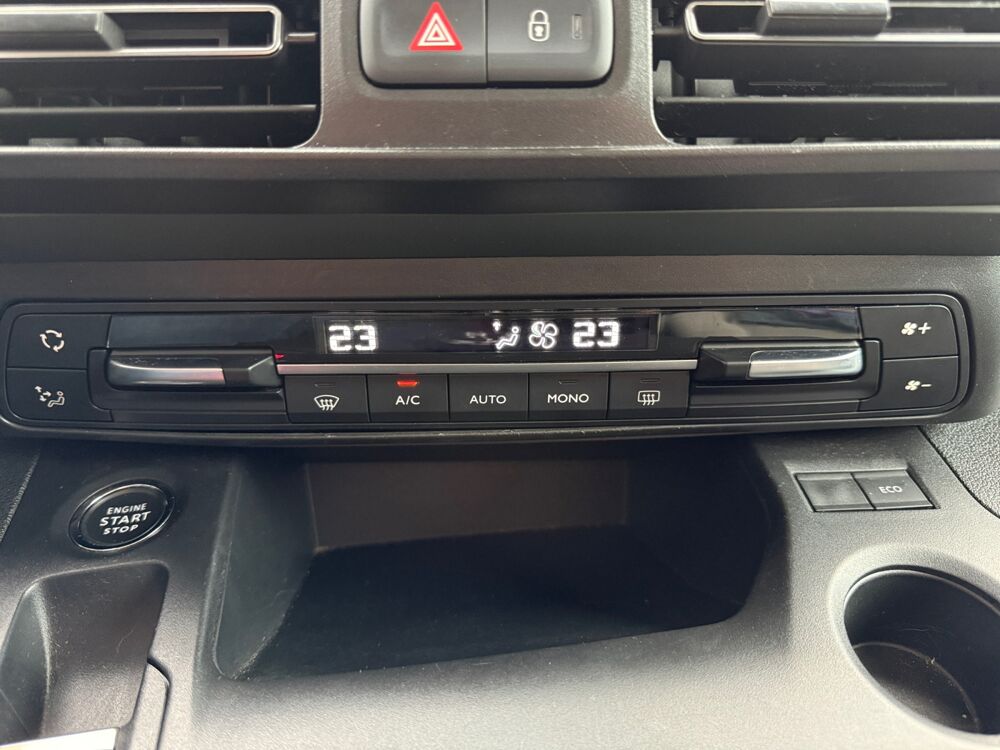 Berlingo 1.2 T 130 ch Shine X-TR Eat8 /CarPlay/Modutop/Lunette Hayon 2020 occasion 44800 Saint-Herblain