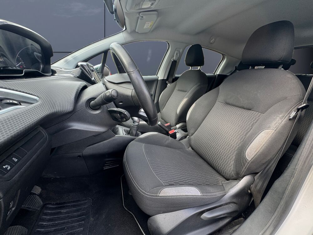 208 1.2 82 ch Style /Suivi Complet/2e Main/Radars/Connect/GPS 2016 occasion 59000 Lille