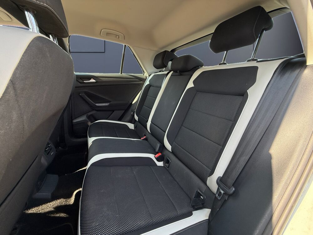 T-ROC 1.5 Tsi 150 Evo Carat /Suivi complet / Hayon &eacute;lectrique/ App 2019 occasion 38280 Villette-d'Anthon