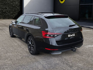Superb Combi 2.0 Tdi 150 Scr Sport Line Dsg Bva /Suivi Complet/Toit 2023 occasion 89100 SENS