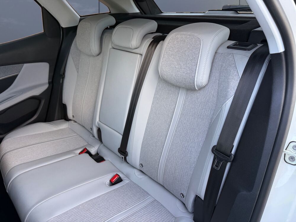 3008 II 1.2 130 ch Allure /Carplay/sellerie Guerande/1main/Distri 2019 occasion 35137 B&eacute;d&eacute;e