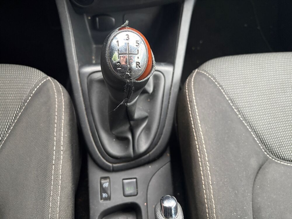 Clio 0.9 Tce 90 ch Energy Zen eco&sup2; /Moteur &agrave; cha&icirc;ne 2015 occasion 34000 Montpellier