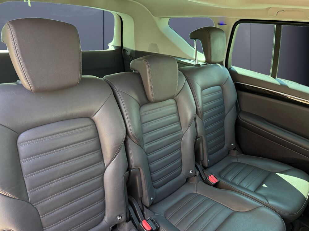 Espace 1.6 Dci Twin-turbo 160 Energy Initiale Paris /FULL OPTIONS 2016 occasion 76600 Le Havre