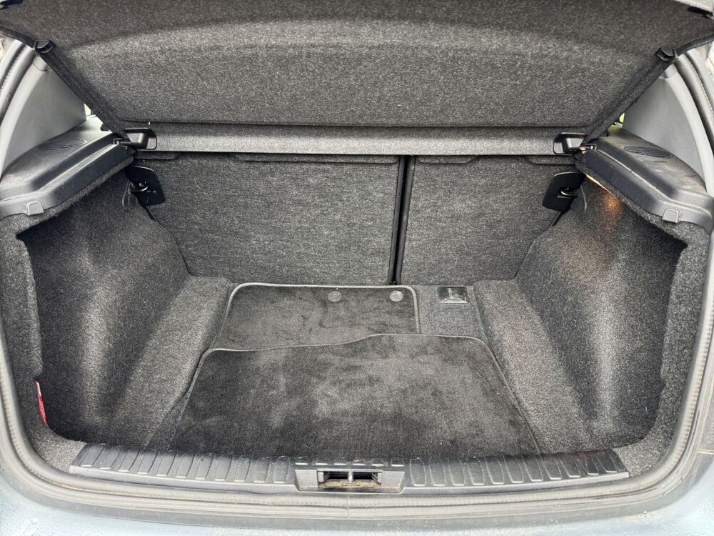 S&eacute;rie 1 116i 122 ch Confort /Suivi Complet/Toit Ouvrant/Hifi/Pack El 2009 occasion 59000 Lille