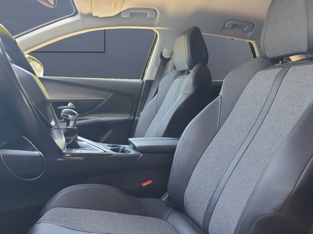 3008 1.2 130 ch Allure Pack /Apple Carplay/Radars de recul/R&eacute;gula 2020 occasion 74000 Annecy