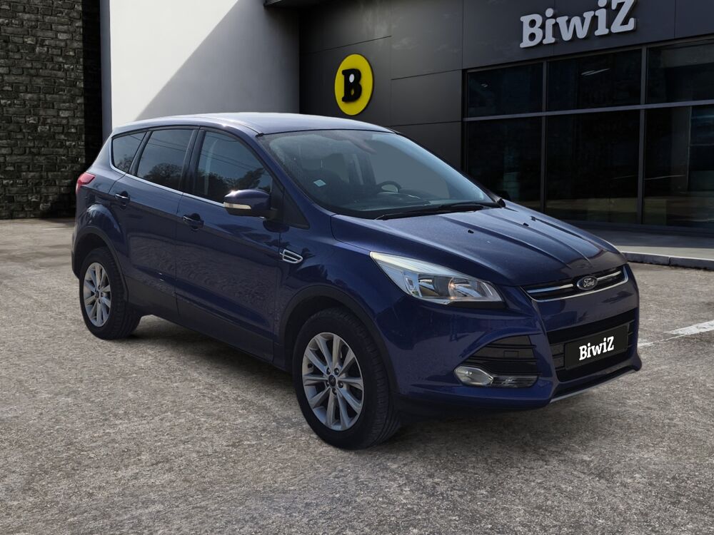 Kuga 2.0 Tdci 150 ch Titanium 4x4 Powershift /Attelage/Cam&eacute;ra de 2015 occasion 41700 Le Controis en Sologne