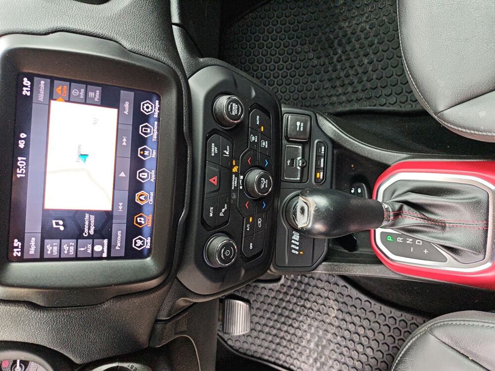Renegade 1.3 T4 240 4xe Hybrid PhevTrailhawk Awd /Apple CarPlay/Clima 2021 occasion 35000 Rennes