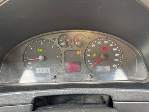 MULTIVAN T5 2.5 TDI 130 ch Confort Tiptronic 7 places /similaire Cara 2008 occasion 84300 Cavaillon