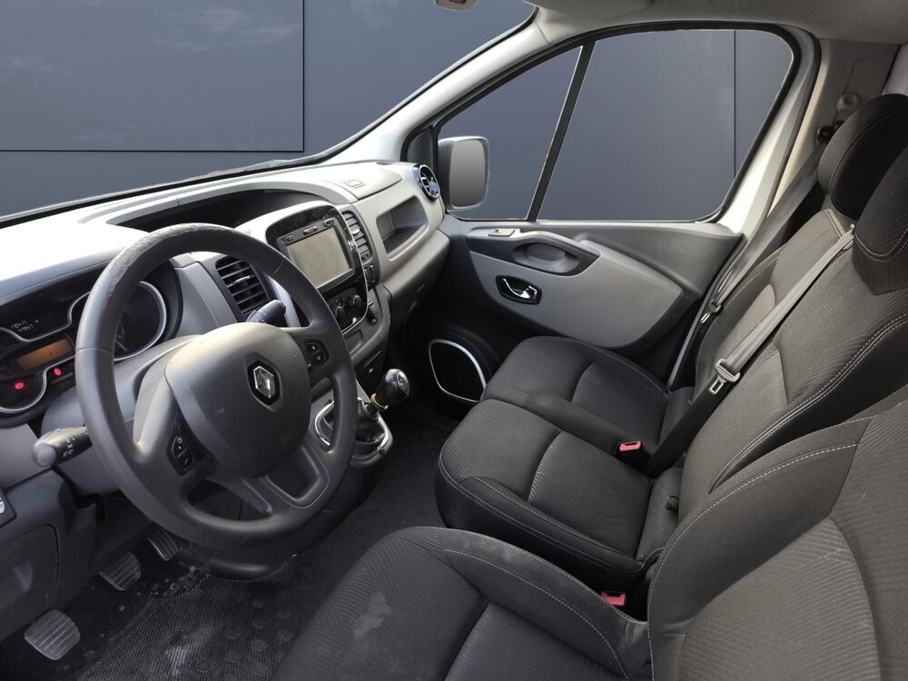 Trafic Fourgon 1.6 Dci 95 ch 1t0 L1h1 Grand-confort /Frigorifique A 2018 occasion 63500 Issoire