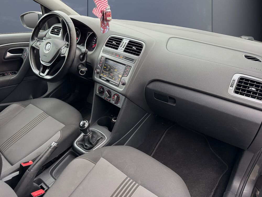 Polo 1.0 60 ch Allstar /Suivi Complet/2e Main/Carplay/GPS/Pack De 2016 occasion 59000 Lille