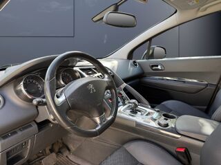 3008 2.0 Hybrid4 E-hdi 200 Ch 4x4 Bva6 /1&egrave;re main/ Suivi complet 2014 occasion 69230 Saint-Genis-Laval