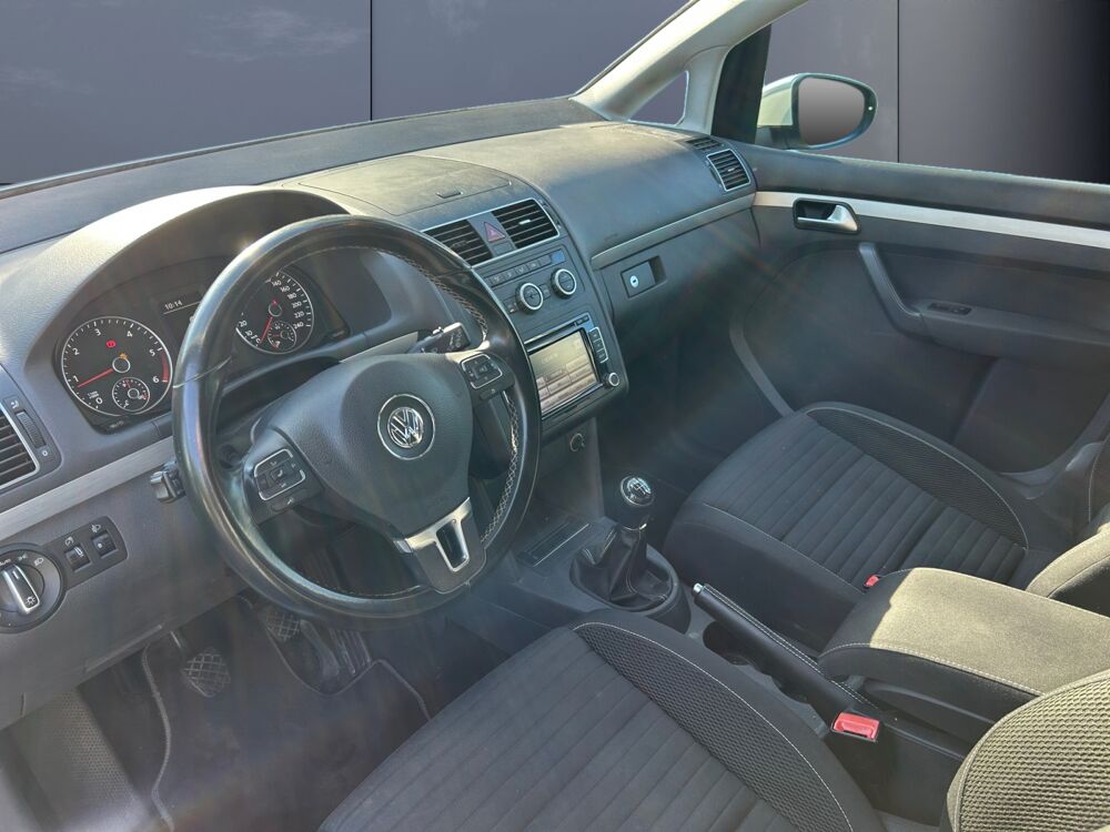 Touran 1.6 TDI 105 ch Cup /2&egrave;me main/Suivi Volkswagen/Radar de recu 2014 occasion 94600 Choisy-le-Roi