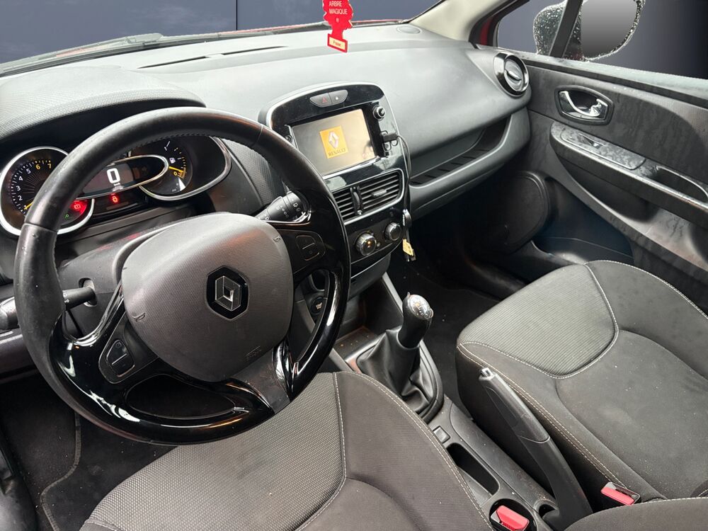 Clio 0.9 Tce 90 ch Energy Zen eco&sup2; /Moteur &agrave; cha&icirc;ne 2015 occasion 34000 Montpellier