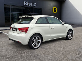 A1 1.6 Tdi 90 ch S-line S-tronic Bva /X&eacute;non Plus / Feux LED / S 2011 occasion 43000 Le Puy-en-Velay