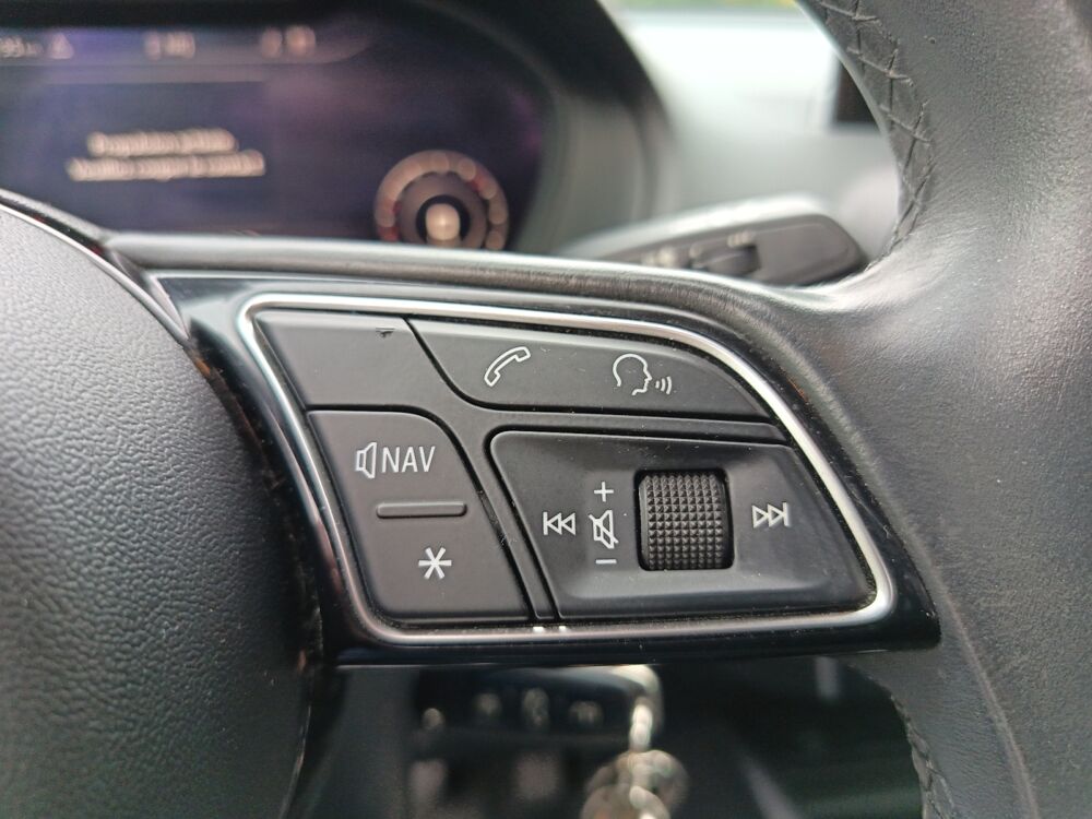 Q2 1.6 30 Tdi 115 ch Business Design S-tronic /Cam&eacute;ra de Recul/ 2021 occasion 40100 Dax