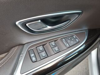 Espace 1.6 Dci Twin-turbo 160 ch Energy Intens Edc Bva /7 places/At 2016 occasion 43000 Le Puy-en-Velay