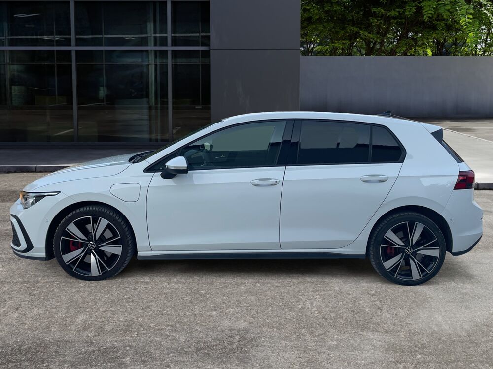 Golf VIII PHEV 1.4 eHybrid 245 ch GTE DSG6 /Attelage/Entretien &agrave; 2021 occasion 30000 N&icirc;mes