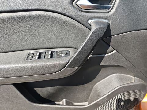 Captur 1.6 E-Tech Plug-in Hybrid 160ch Intens /1&egrave;re main/ Carplay e 2020 occasion 35000 Rennes
