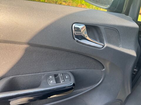 Corsa 1.4 Twinport 100 ch Graphite /Entretien Complet/2&egrave;me Main/Cl 2014 occasion 59000 Lille