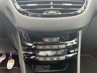 2008 1.2 Puretech 130 ch Gt Line /Toit panoramique/Gps/Carplay/Ca 2019 occasion 56100 Lorient
