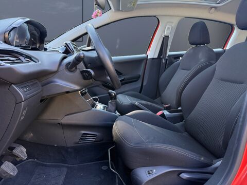 208 1.2 Vti 82 Style /Si&egrave;ges Chauffant/Camera de Recul/Clim Auto 2017 occasion 43200 Yssingeaux