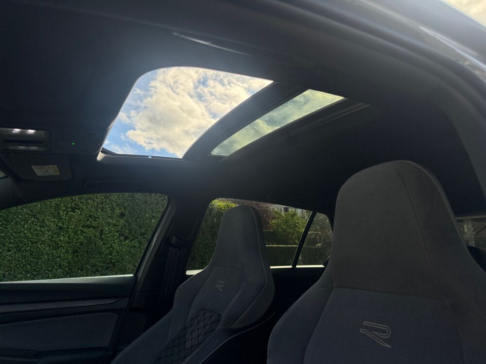 Golf 1.5 E-tsi 130 ch Mhev R-line Dsg /Toit ouvrant Pano/Si&egrave;ge Vo 2023 occasion 59000 Lille