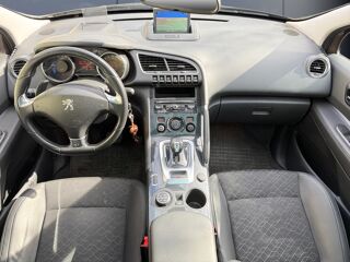 3008 2.0 Hybrid4 E-hdi 200 Ch 4x4 Bva6 /1&egrave;re main/ Suivi complet 2014 occasion 69230 Saint-Genis-Laval