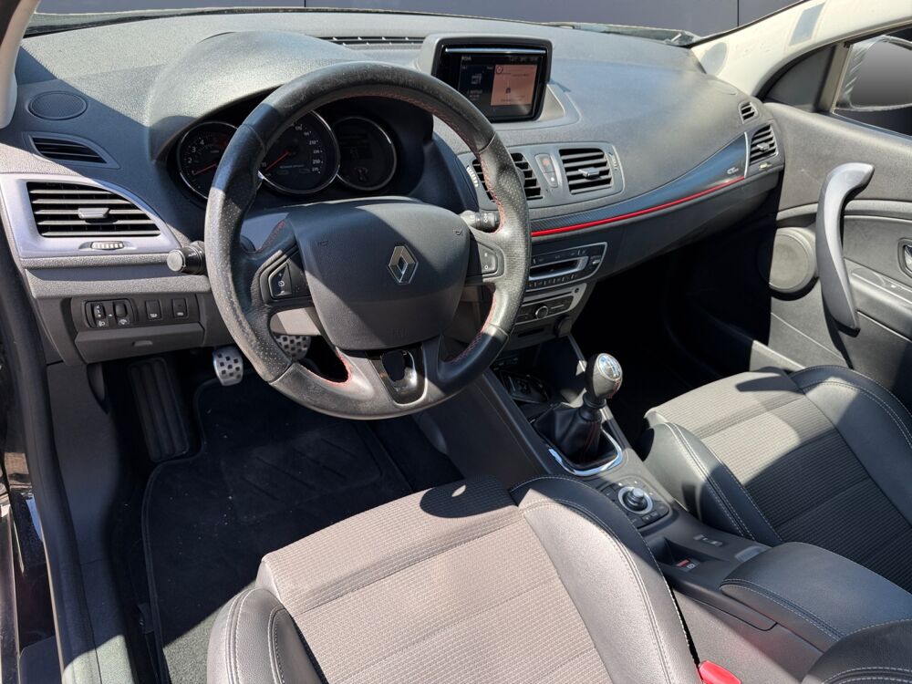 M&eacute;gane Coupe 1.5 Dci 110 ch Gt Line /Attelage/Suivi complet 2016 occasion 38300 Bourgoin-Jallieu