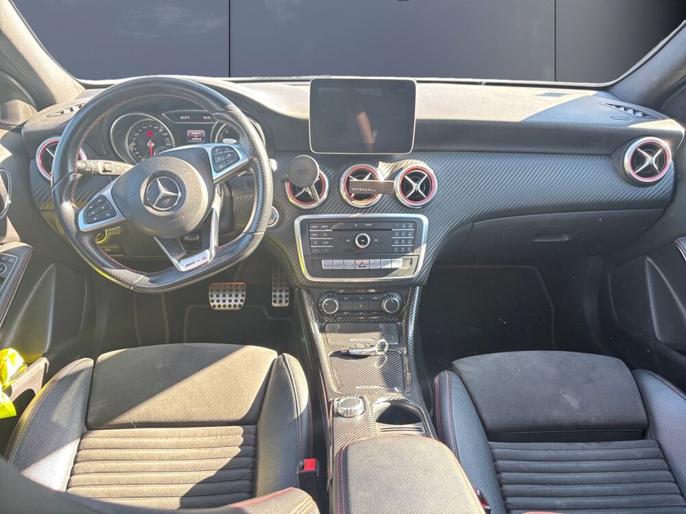Classe A 200 155 ch Fascination 7g-dct /AMG/Camera/CarPlay/Suivi d'en 2017 occasion 43120 Monistrol-sur-Loire