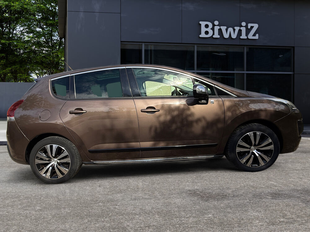 3008 2.0 Hybrid4 E-hdi 200 Ch 4x4 Bva6 /1&egrave;re main/ Suivi complet 2014 occasion 69230 Saint-Genis-Laval