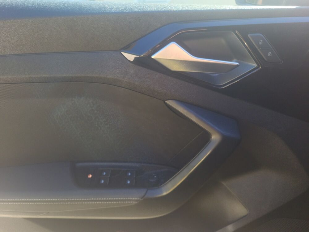 A1 Sportback 1.0 30 Tfsi 115 ch S-line S-tronic Bva 2020 occasion 12850 Rodez