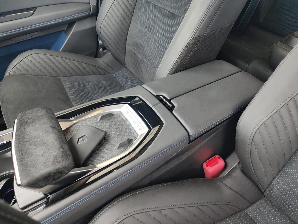 Rafale 1.2 E-tech 200 ch Full-hybrid Esprit Alpine /Sono Harman Kar 2026 occasion 28500 Vernouillet