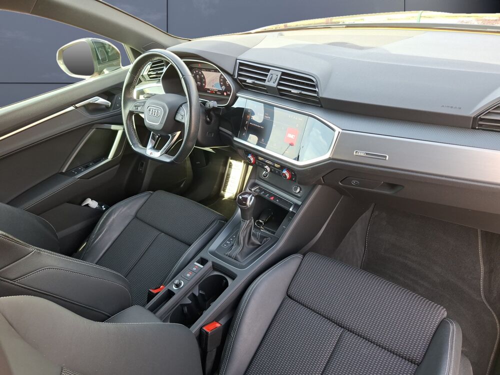 Q3 1.5 35 Tfsi 150 ch S-line S-tronic Bva /Suivi Volkswagen/Si&egrave; 2023 occasion 43000 Le Puy-en-Velay