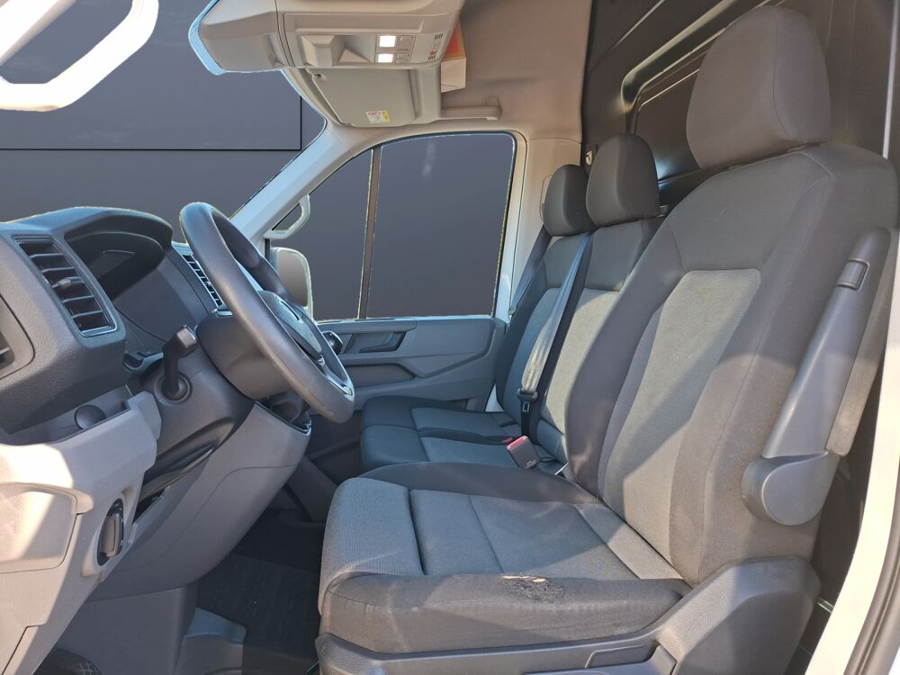 Crafter VAN 35 L4H3 2.0 TDI 177 ch 7.0 CV 19990€ ttc /Isotherme/Tva 2020 occasion 43000 Le Puy-en-Velay