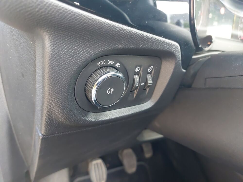 Corsa 1.2 75 ch Edition /Radar de recul/R&eacute;gulateur De Vitesses/Dis 2020 occasion 75012 Paris